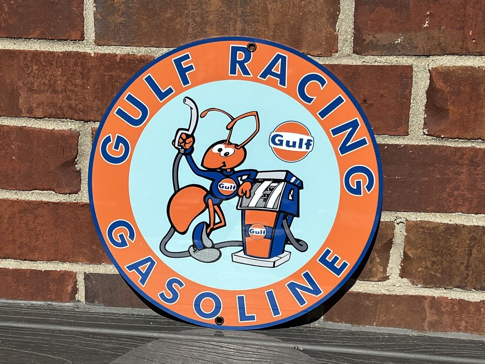 Gulf racing advertising sign oil gas porsche ford Gt40 Round Metal