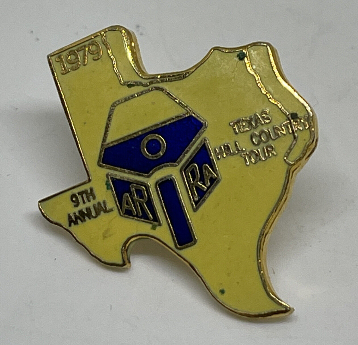 1979 9TH Annual Texas Hill Country Tour Lapel Hat Pin VTG