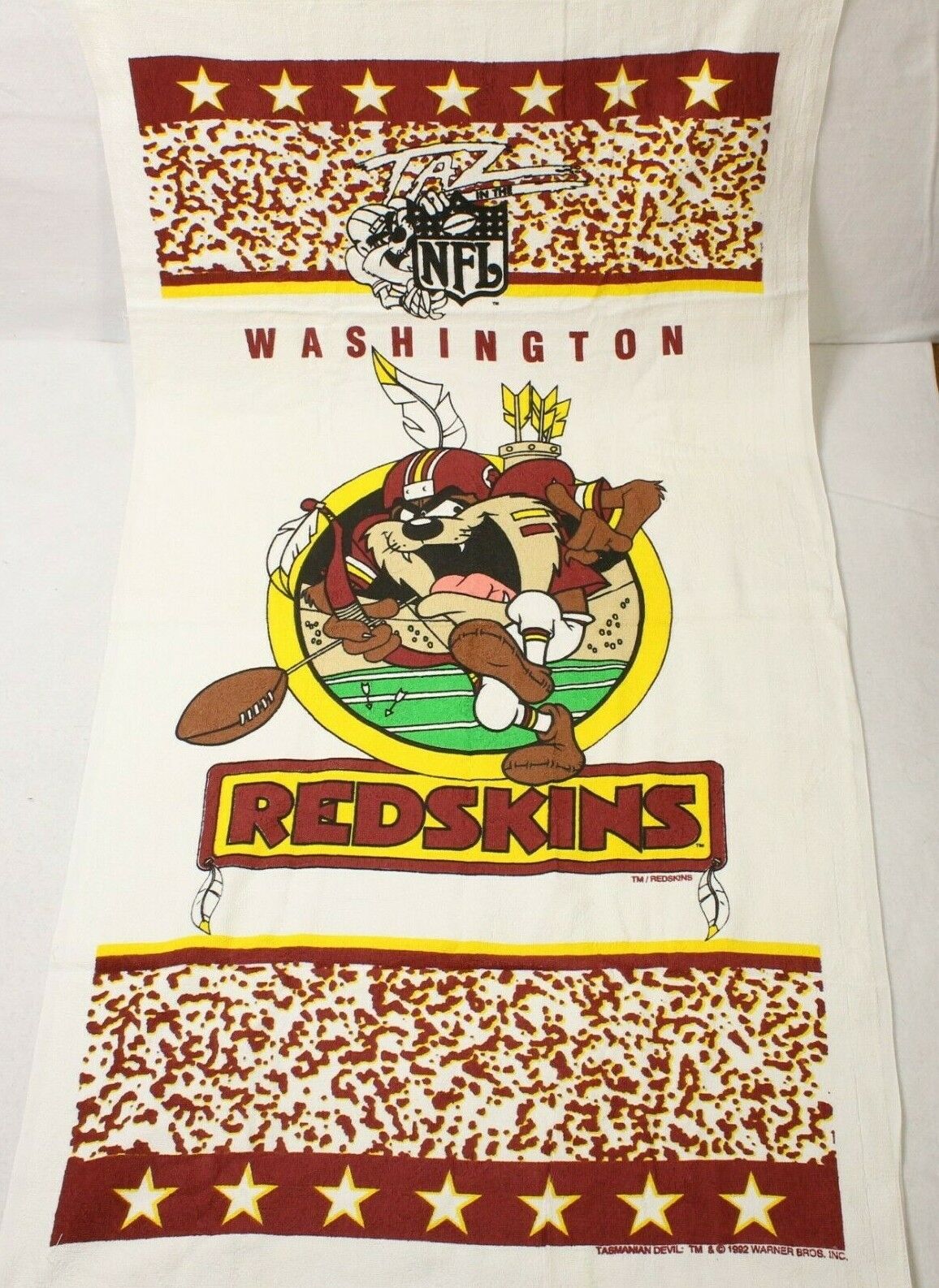 VTG 90\'s Washington DC NFL Redskins Taz Tasmanian Devil Beach Towel 60\