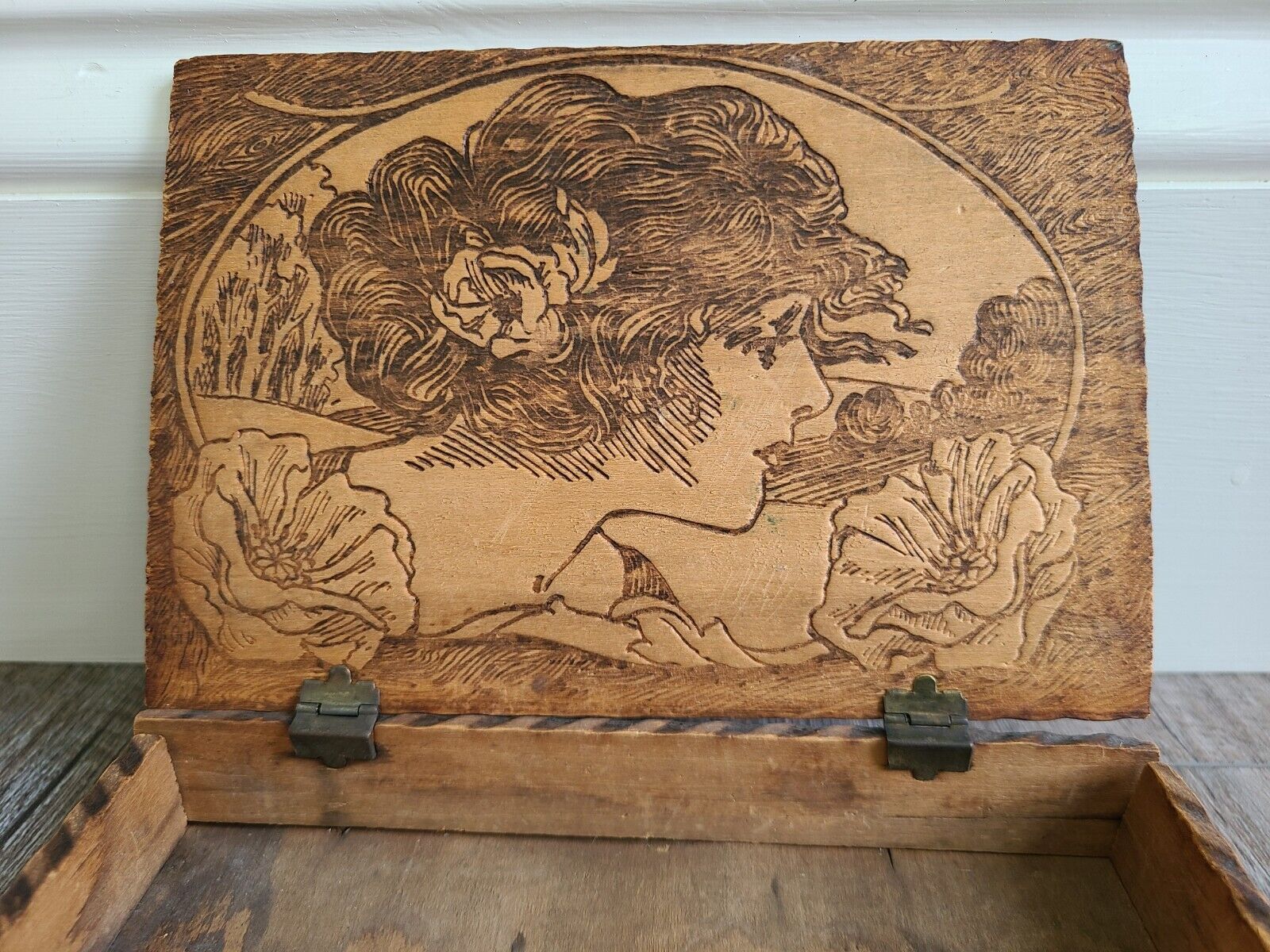 Pyrography Antique Flemish Art Wood Trinket Box Gibson Girl Art Nouveau Handmade
