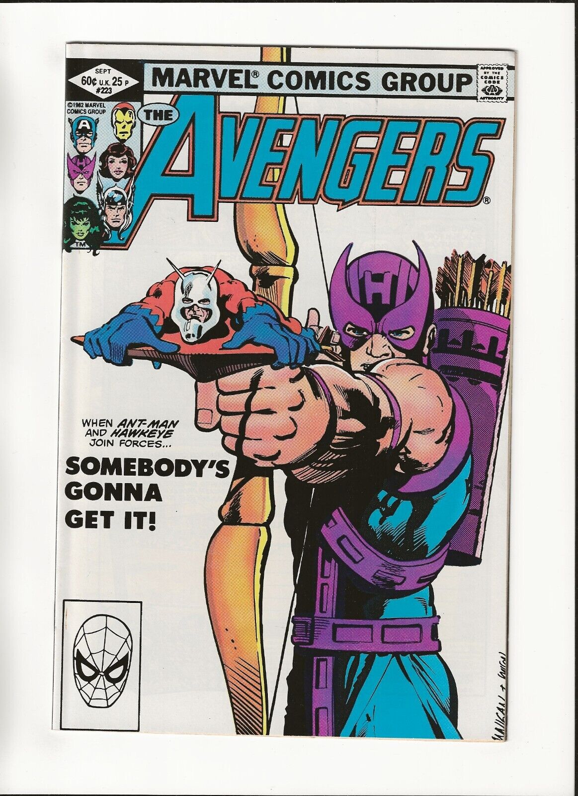 Avengers #223 Antman Hawkeye Classic Cover Taskmaster Appearance High Grade 1982