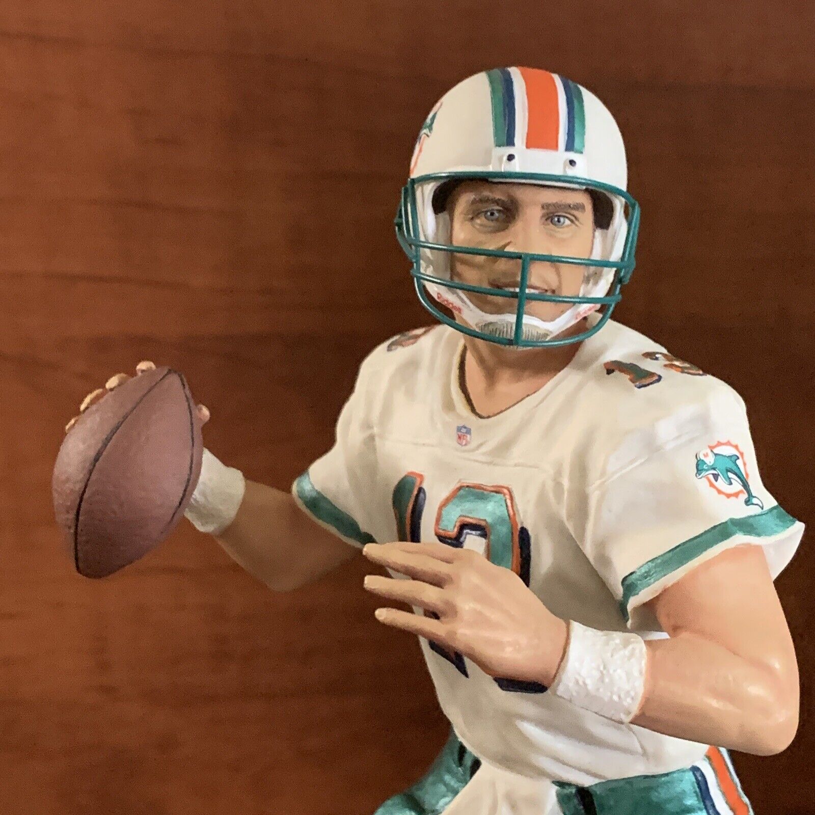 Football Dan Marino # 13 All Star Figurine Statue Miami Dolphins  Danbury Mint