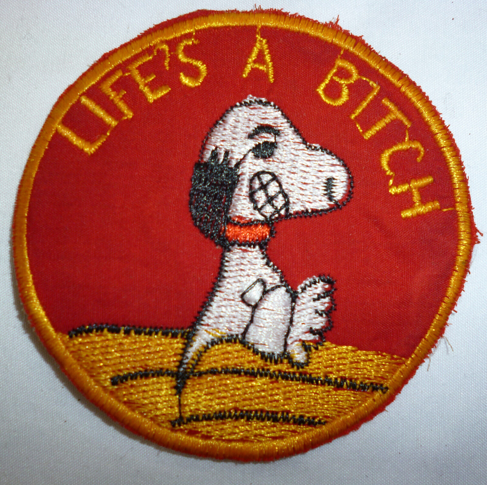 LIFE'S A BITCH - SNOOPY PATCH - RnR JAPAN - USAF - OKINAWA - Vietnam War - M.808