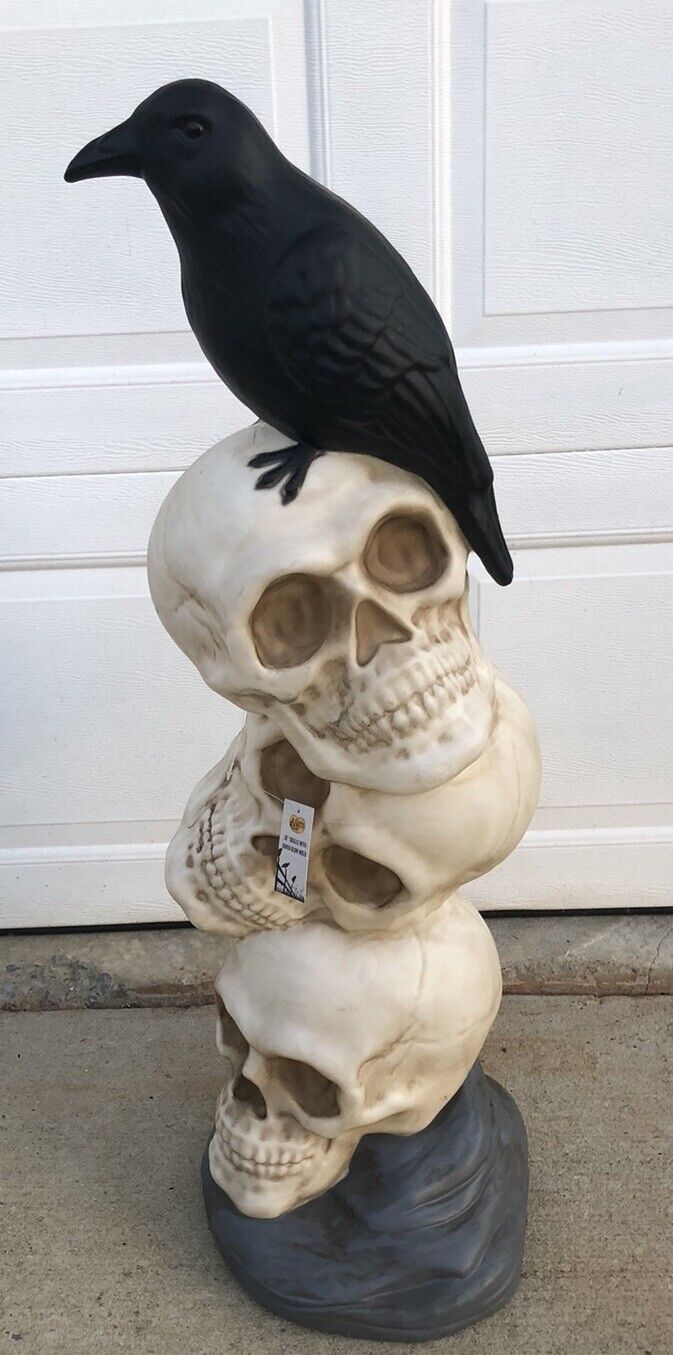2024 Cracker Barrel Exclusive 3ft Skull Bones & Raven Halloween Blow Mold New