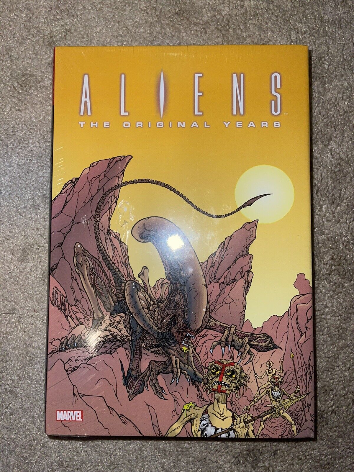 Aliens: the Original Years Omnibus Vol. 2 DM Cover