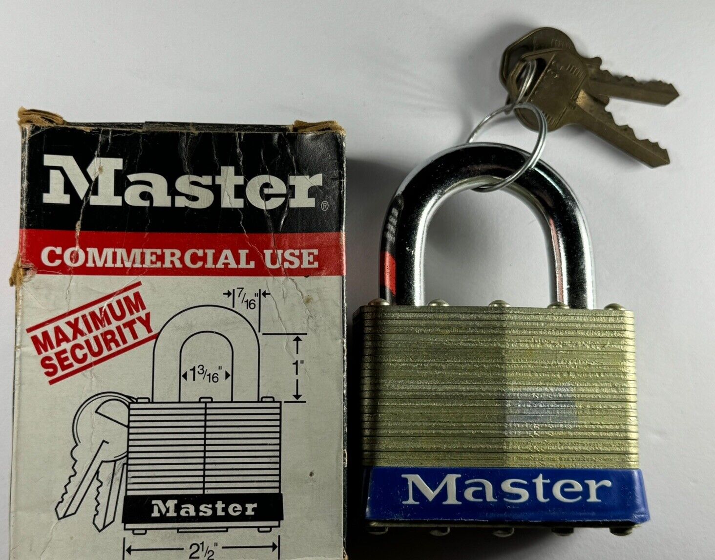 Vintage Master Commercial Use 15 Padlock - 2 1/2\