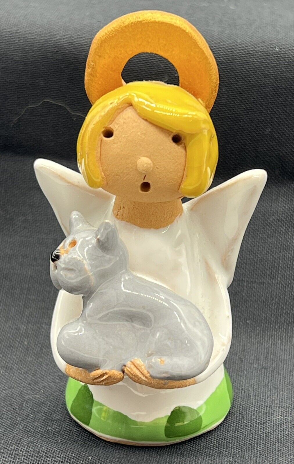 Polish Pottery Angel Gray Cat Katarzyna Uno Alla Volta 3 inch Clay Figurine 1