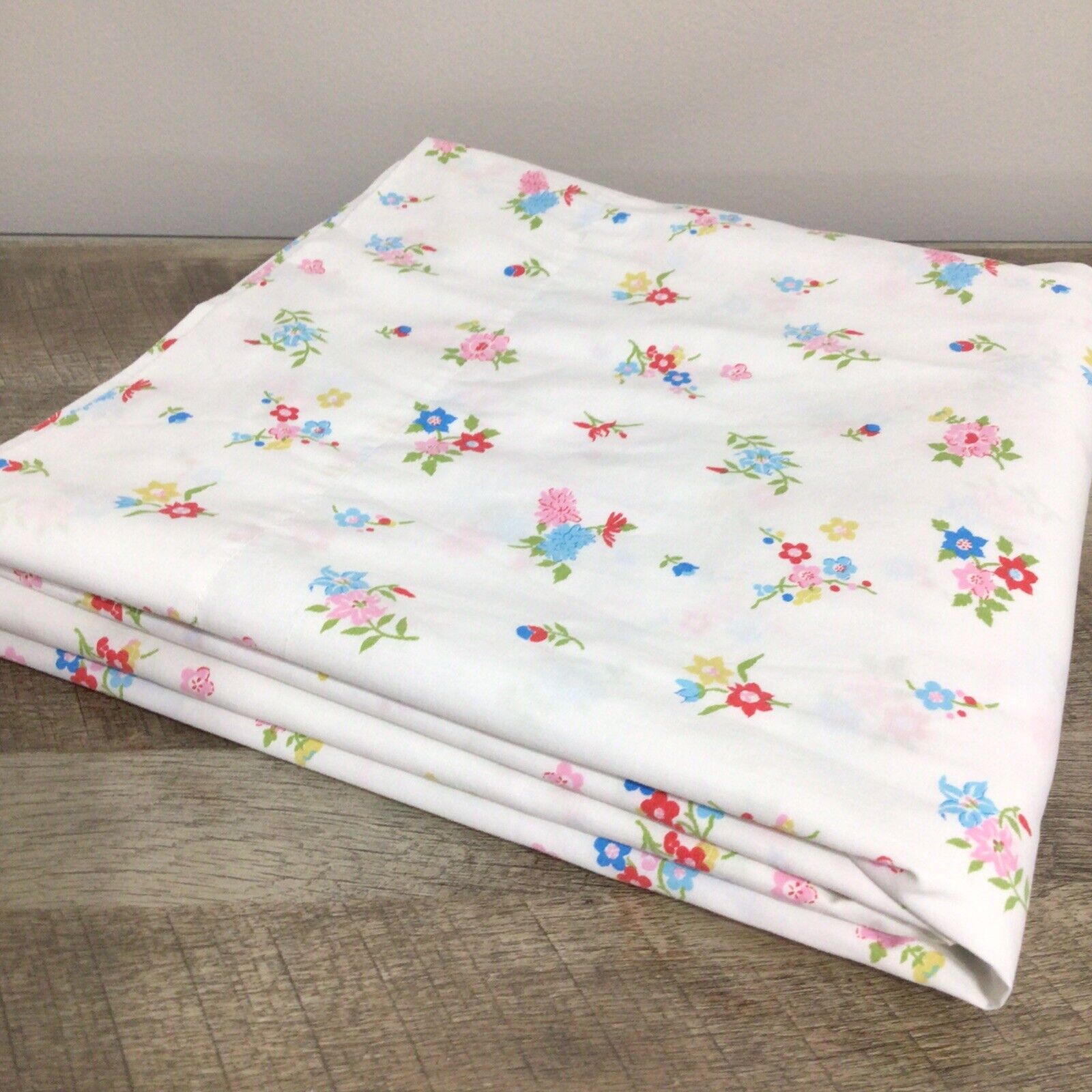 Vintage Pacific MIRACALE Percale Queen Flat Sheet Floral Flower