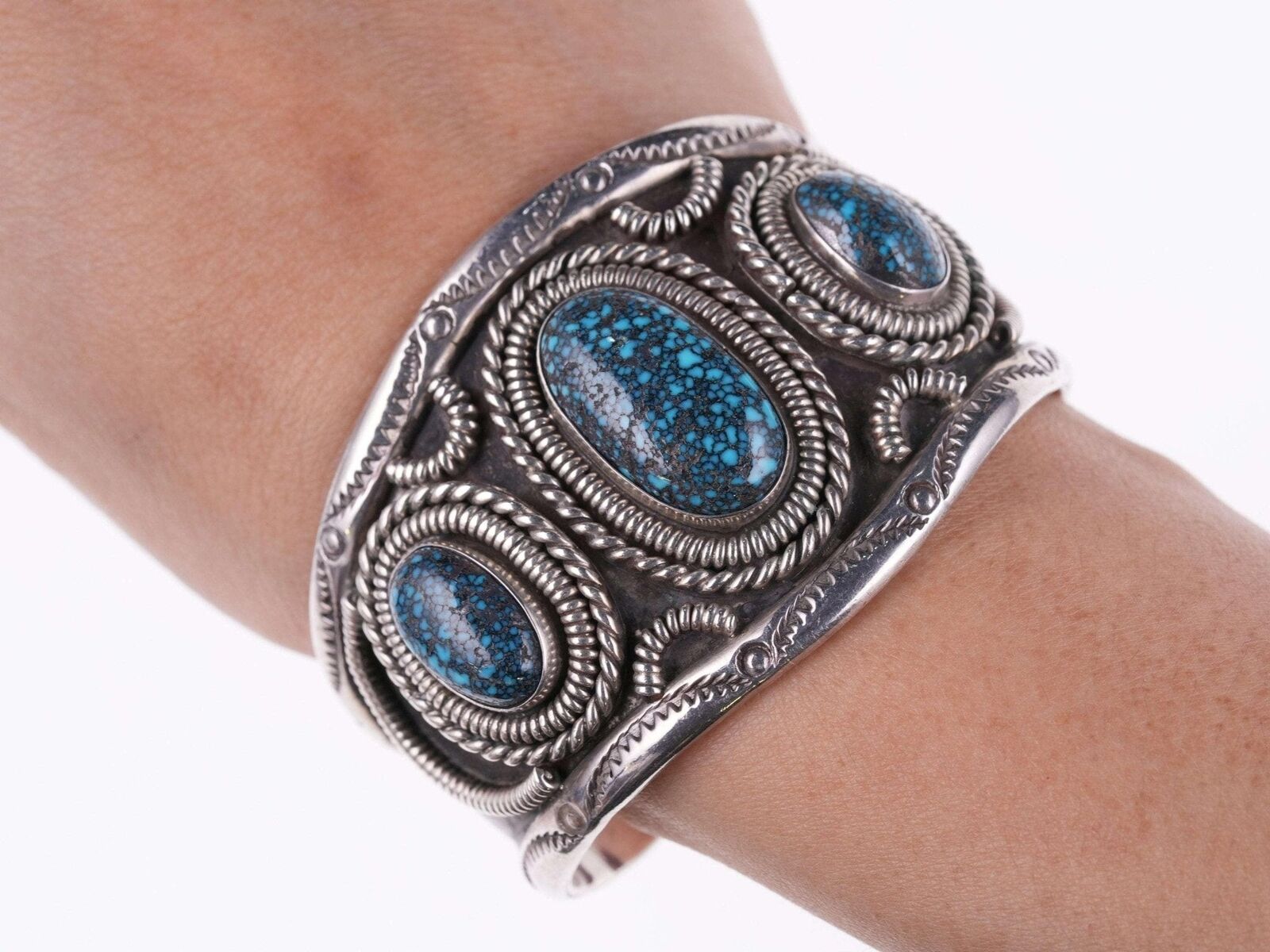 c1970\'s Lander Blue Turquoise Native American Silver bracelet