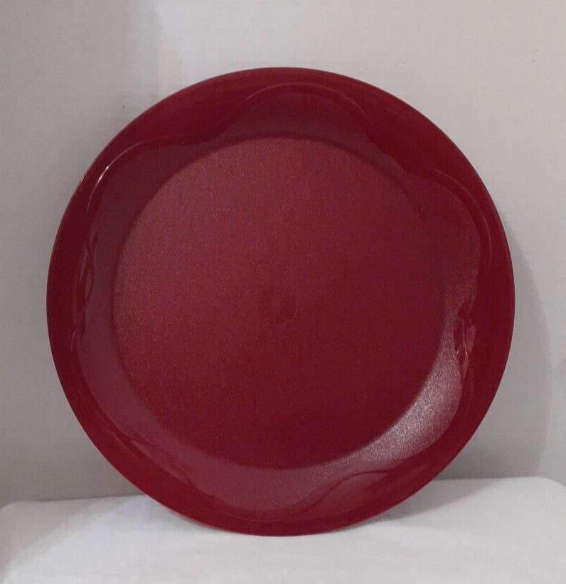 LOT OF 4 Tupperware Open House RED Round Dinner Plates 11