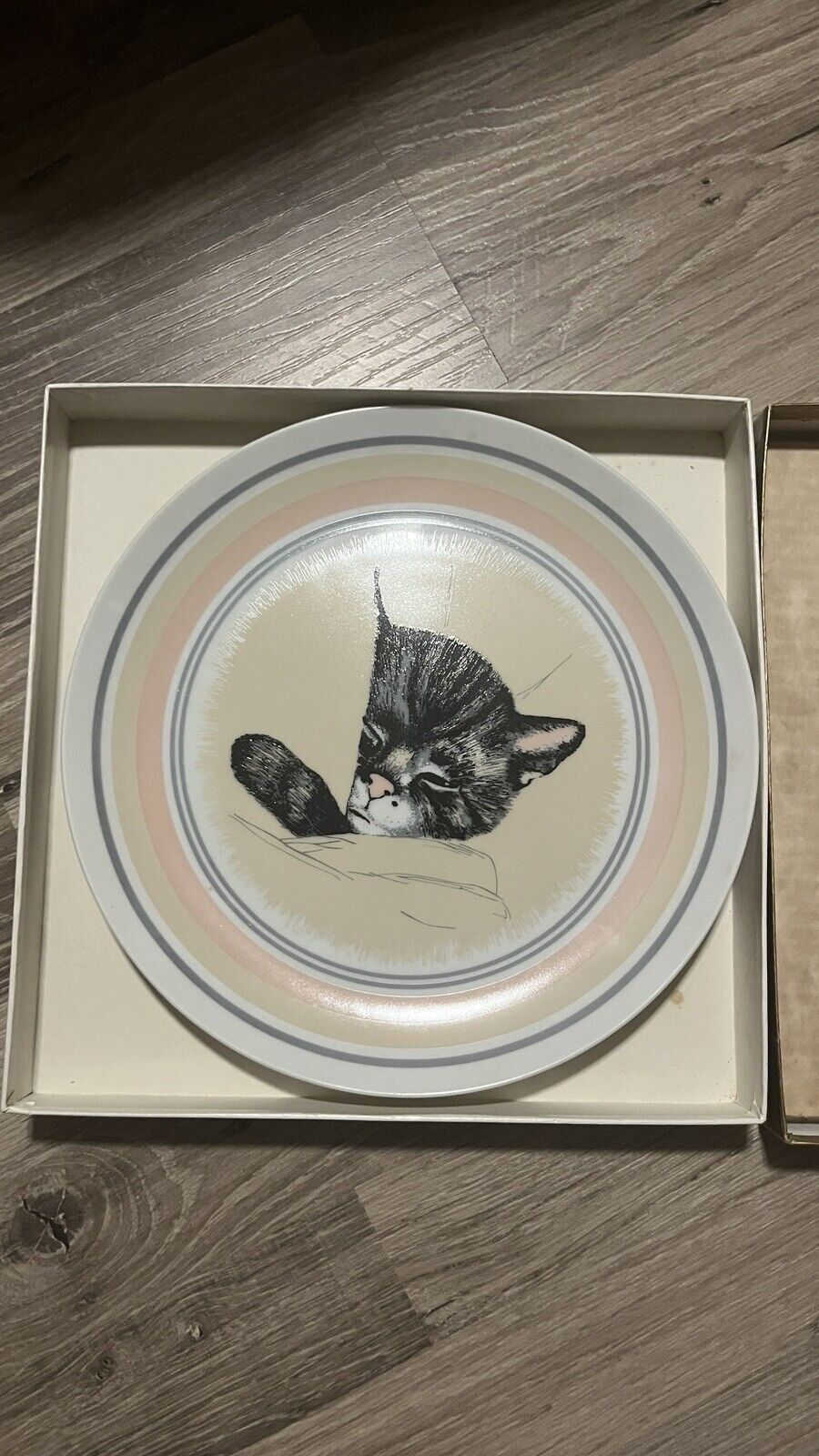 Chessie Cat Plate Nostalgia Station B&O Railroad Museum Limited Edition New