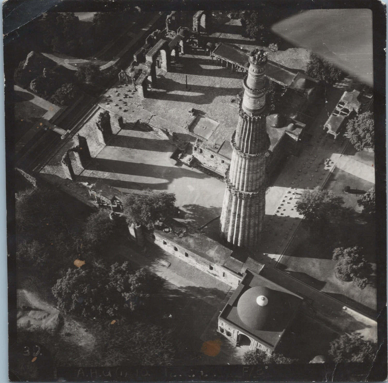 India, New Delhi, Qutab Minar Aerial View, Vintage Print, ca.1920 Wine Print