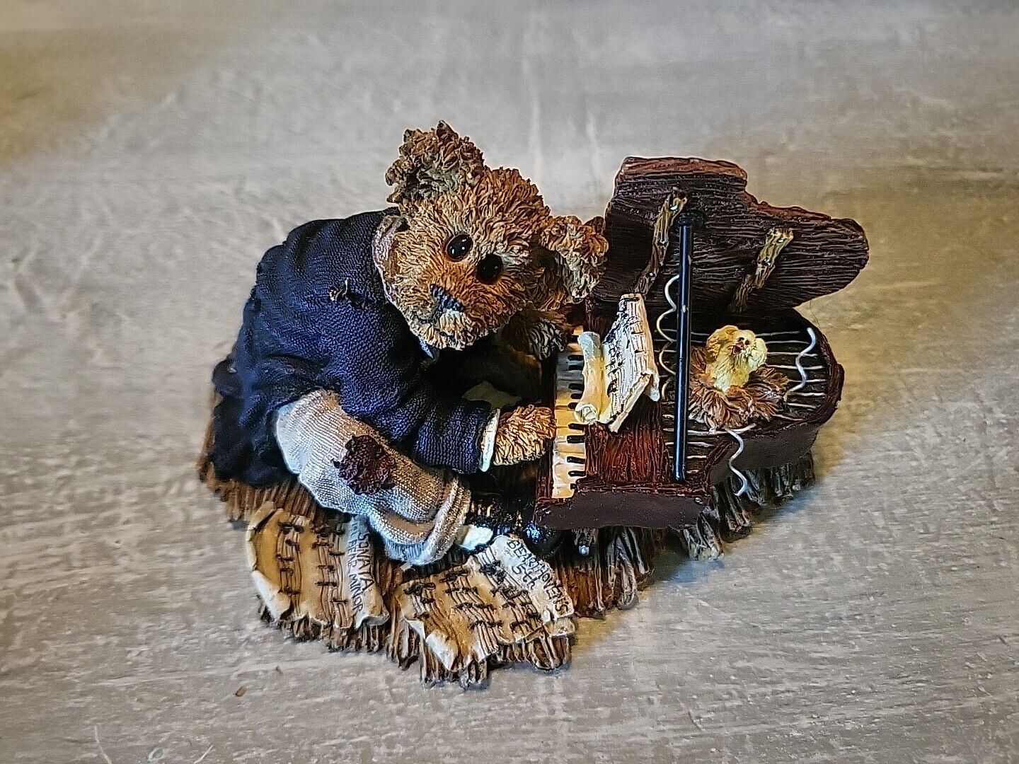 Boyds Bears Figurine Chopsticks Bearthoven Tickle The Ivories #227754, 1E No Box