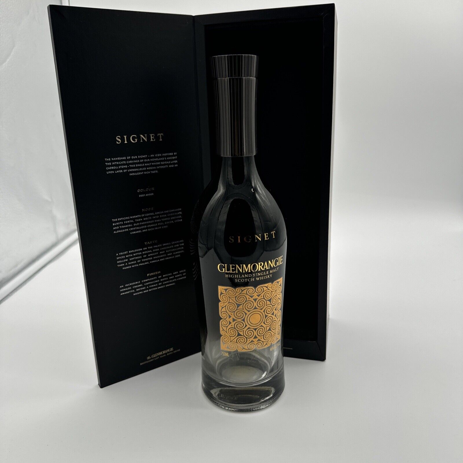 GLENMORANGIE - SIGNET - 750 ml. Whisky Empty Glass Bottle with Box