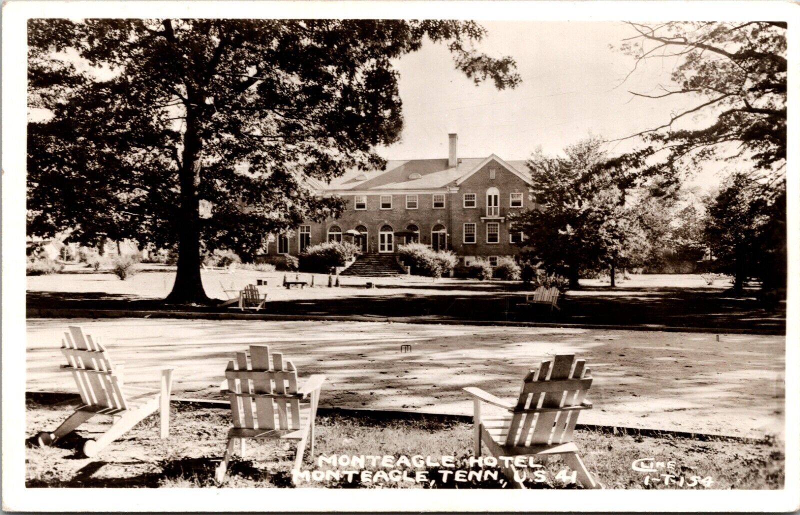 RPPC 1947 Monteagle Hotel Outdoor Grounds Chairs Monteagle TN Cline Postcard L66