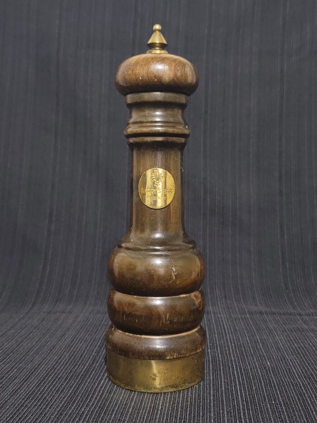 Vintage Harry\'s Bar Wooden Salt/Peppermill With Spices Firenze Italy