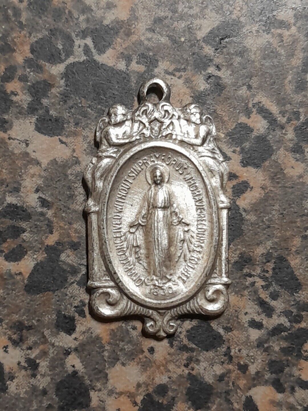 Vintage Blessed Virgin Mary Angels Medal 