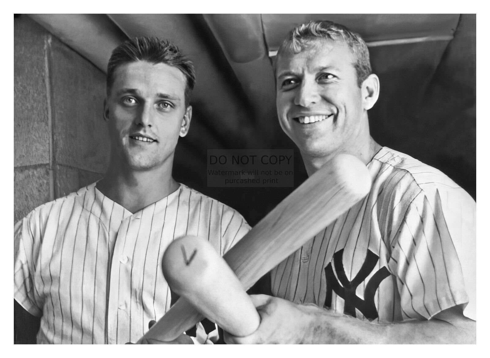 MICKEY MANTLE & ROGER MARRIS HOLDING BATS NEW YORK YANKEES 5X7 BASEBALL PHOTO