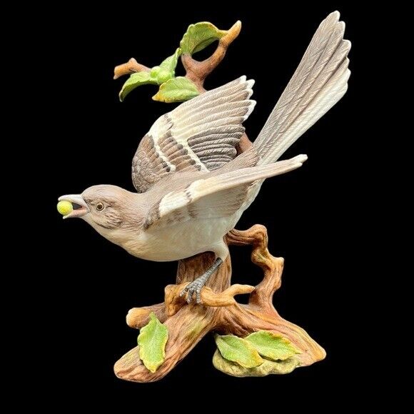 HOMCO Home Interiors Bird Figurine Masterpiece Porcelain Stately Mockingbird
