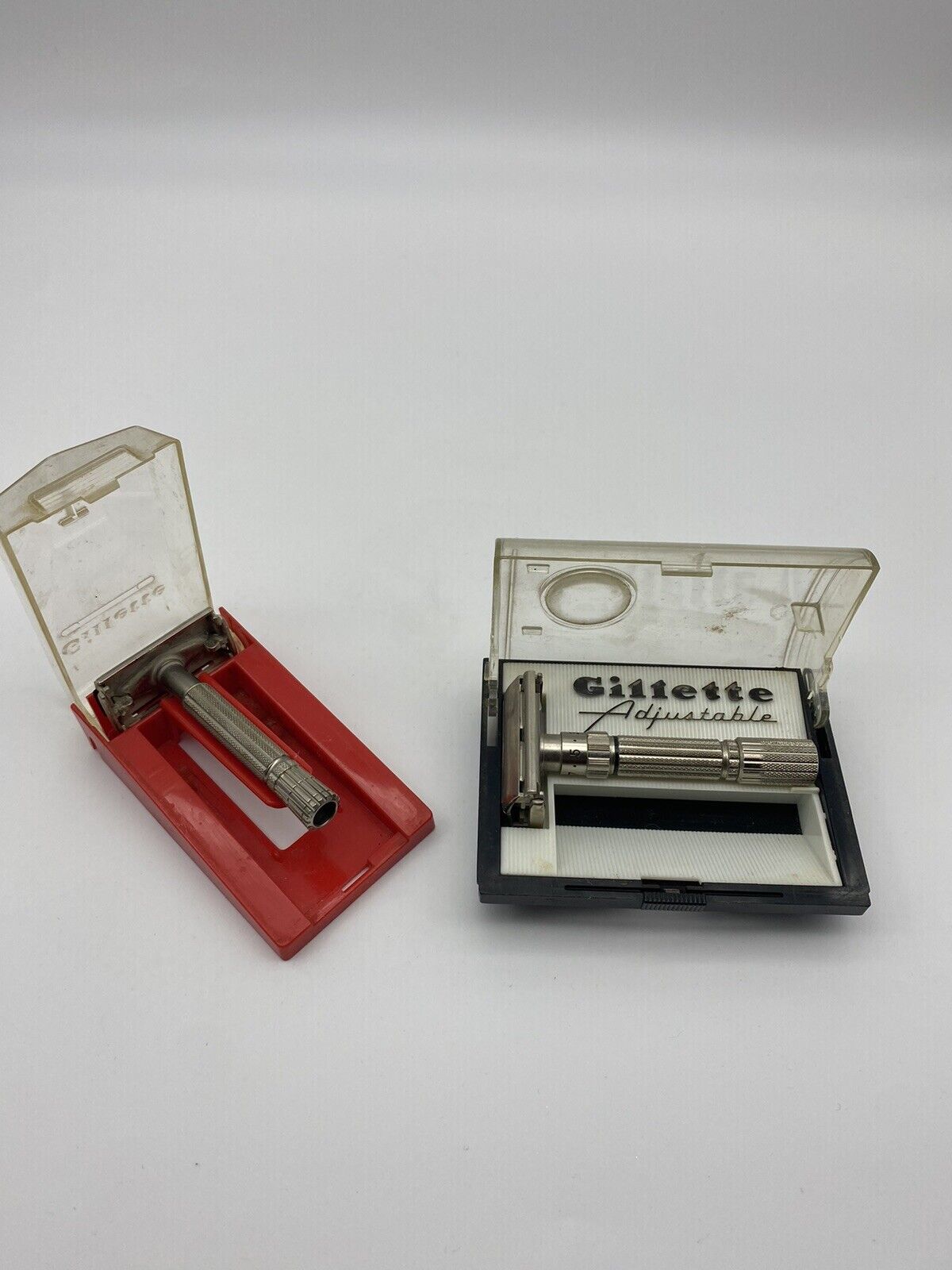 Vintage Gillette D4 Adjustable Razor in Case Gillette 