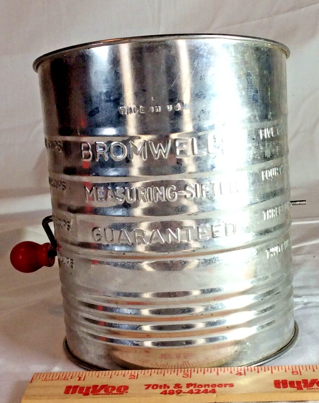 Bromwell's MEASURING SIFTER (Vintage) Wood Handle MADE IN USA Patented METAL EUC