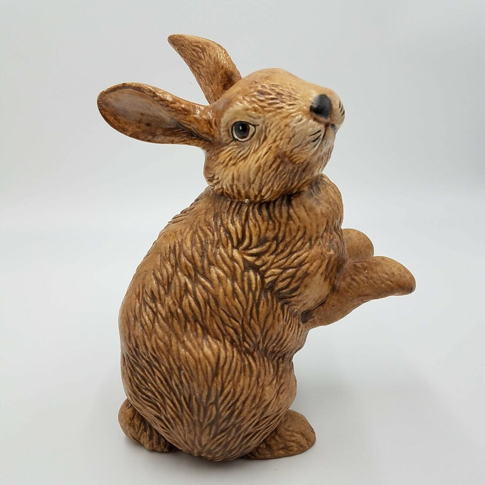1993 Vintage Hand Painted Ceramic Sitting Brown Cottontailed Rabbit Sweet Face 