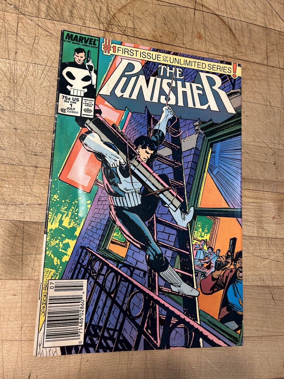 The Punisher #1 Marvel Comics 1st Issue Unlimited Series 1987 Newsstand
