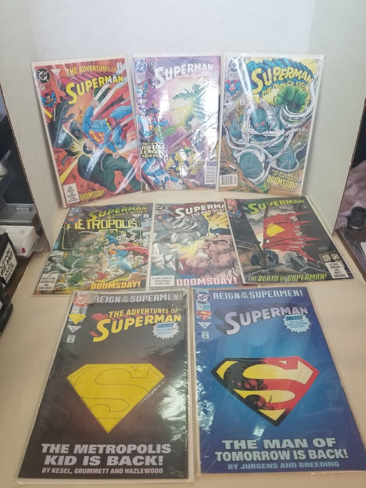Superman Comic Book Lot Of 8 1992 / 1993 DC 