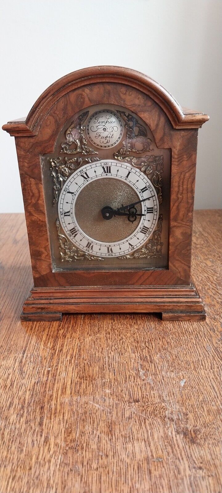 Antique French BURR WALNUT Mantel Clock 8-day Timepiece EXCELLENT CONDITION Work