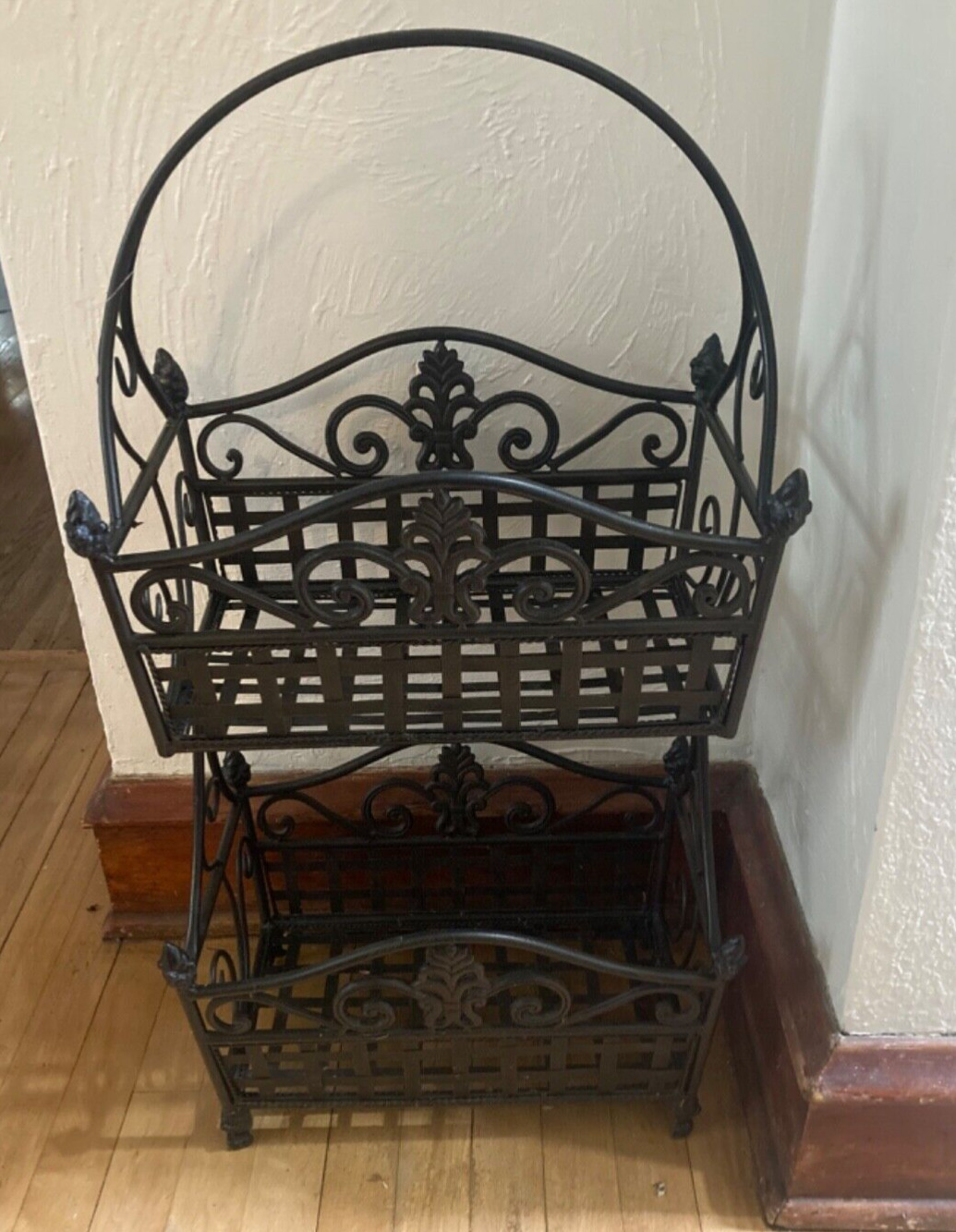 PLANT STAND WROUGHT IRON TWO-TIERED FLOWER/FRUIT/ALL-PURPOSE DISPLAY BASKET