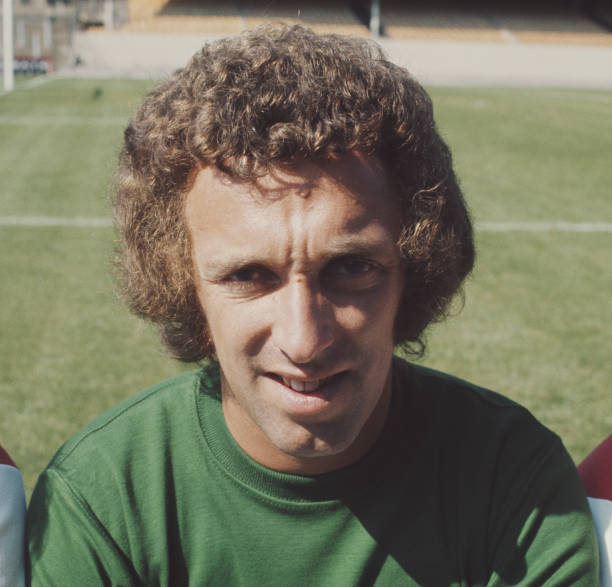 English professional footballe Geoff Barnett 1970s OLD PHOTO