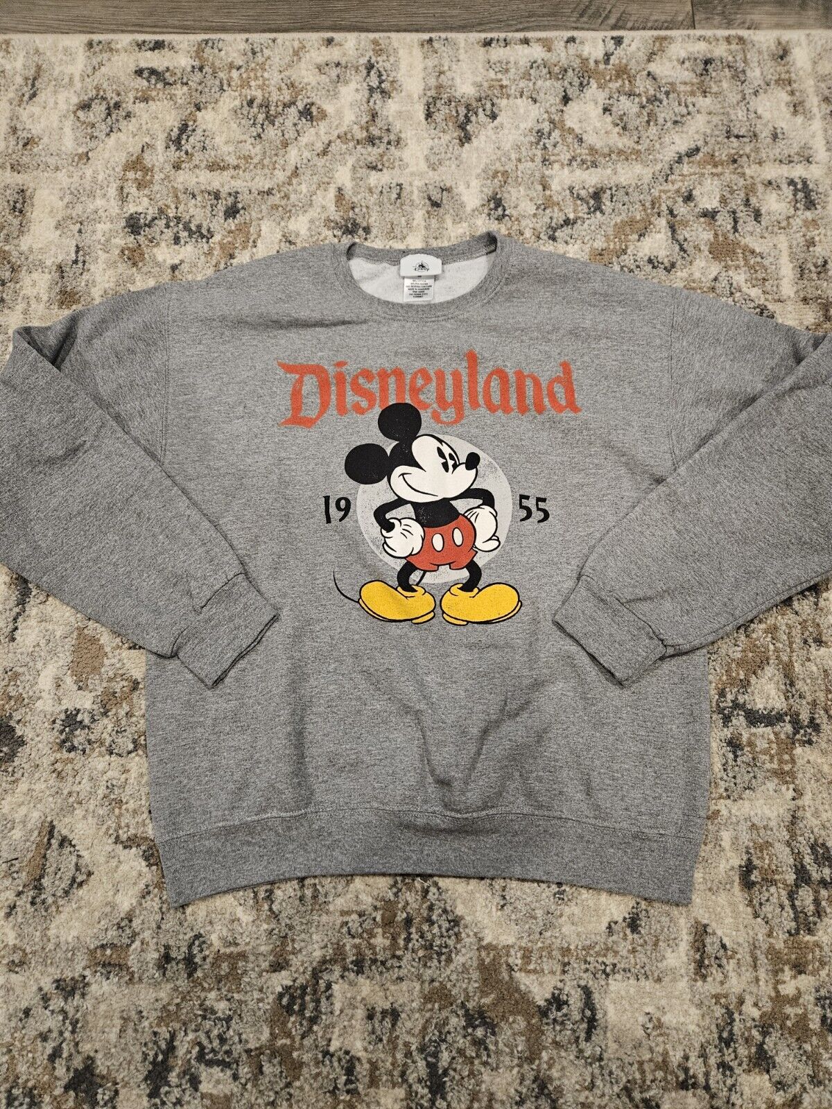 Disneyland Resort Parks Crewneck Sweatshirt Adult Medium Mickey Mouse Authentic