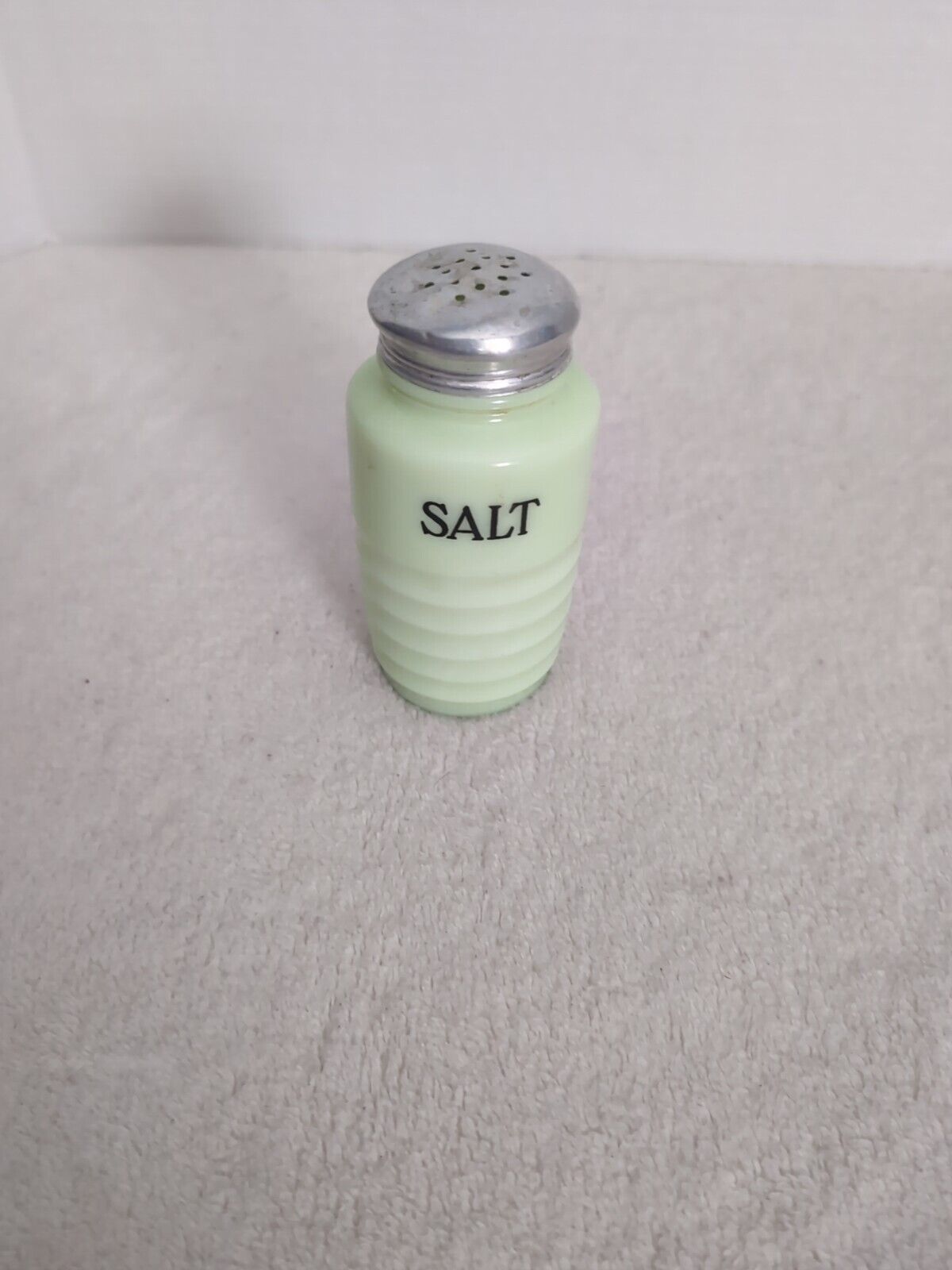 Vintage Jadeite  Salt with Dented Lid 5