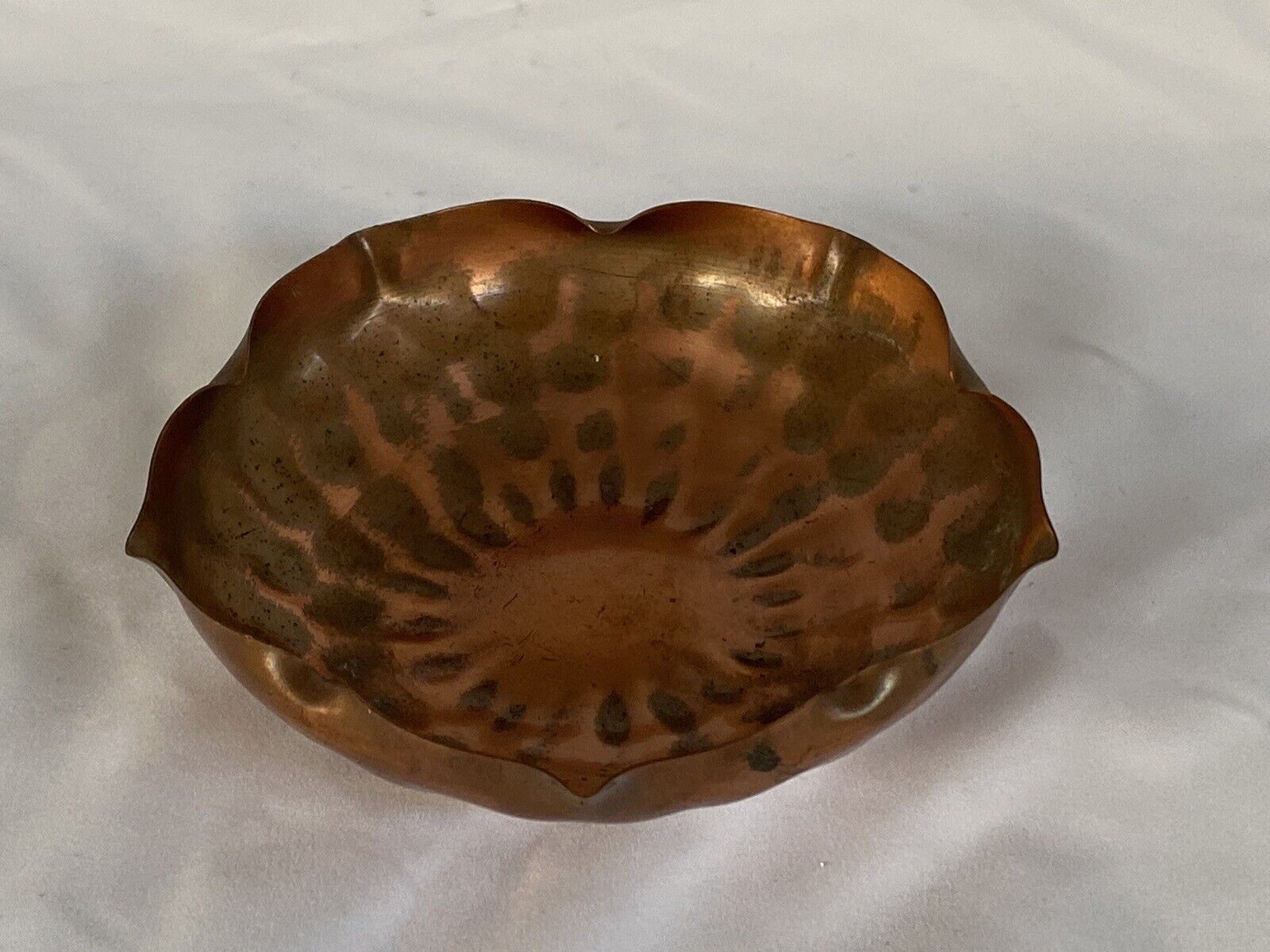 Vintage Gregorian Craftsman Copper Shaped Bowl Hand Made USA 6 in 1.5in