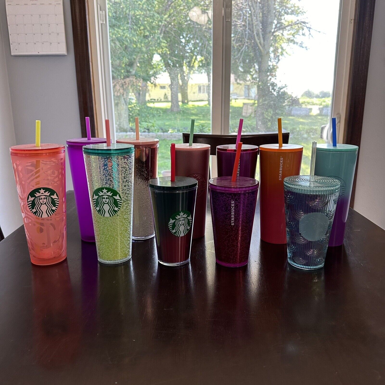 Lot Of 11 Assorted Starbucks Cups