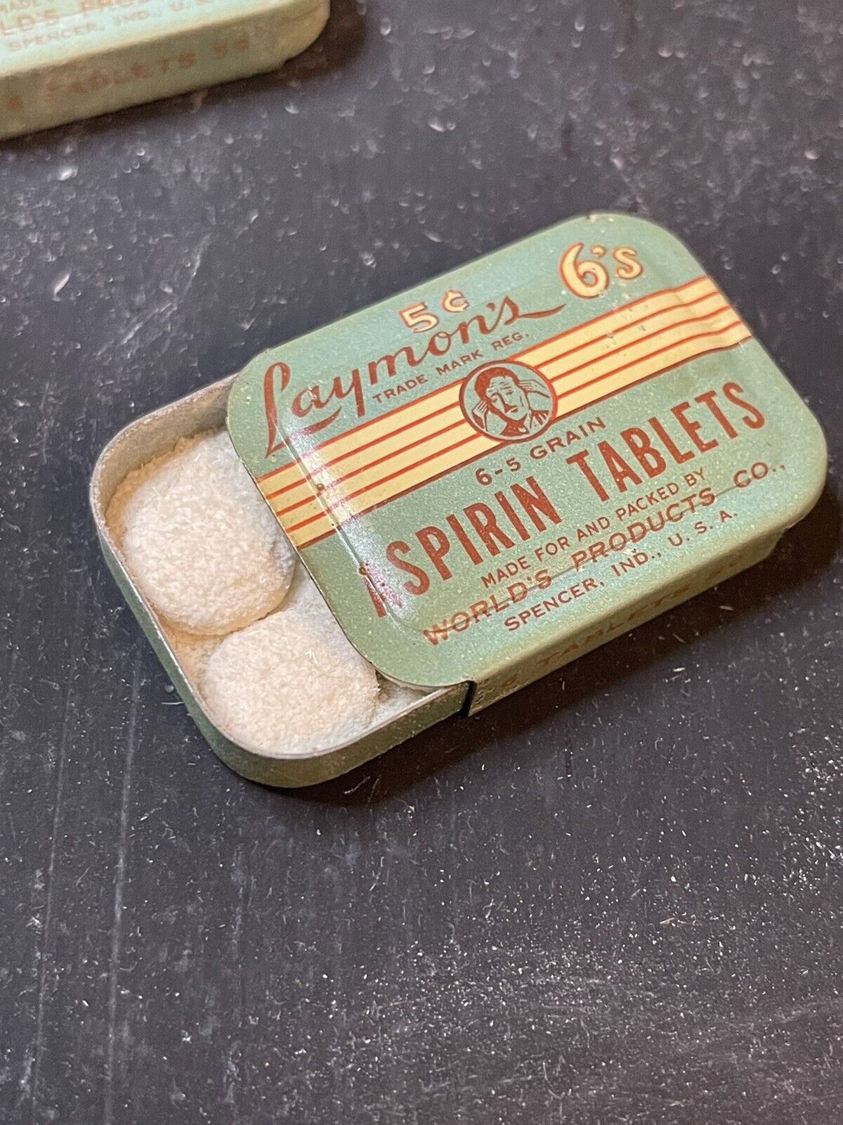 Vintage Laymon\'s 6\'s Aspirin Display Tin Worlds Products Co USA