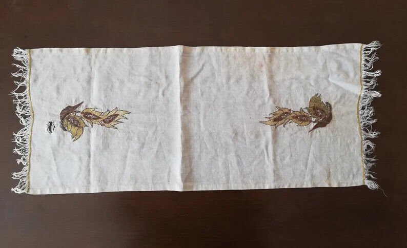20th C Turkish antique cotton linen textile yağlık silk ebroidery flower decor