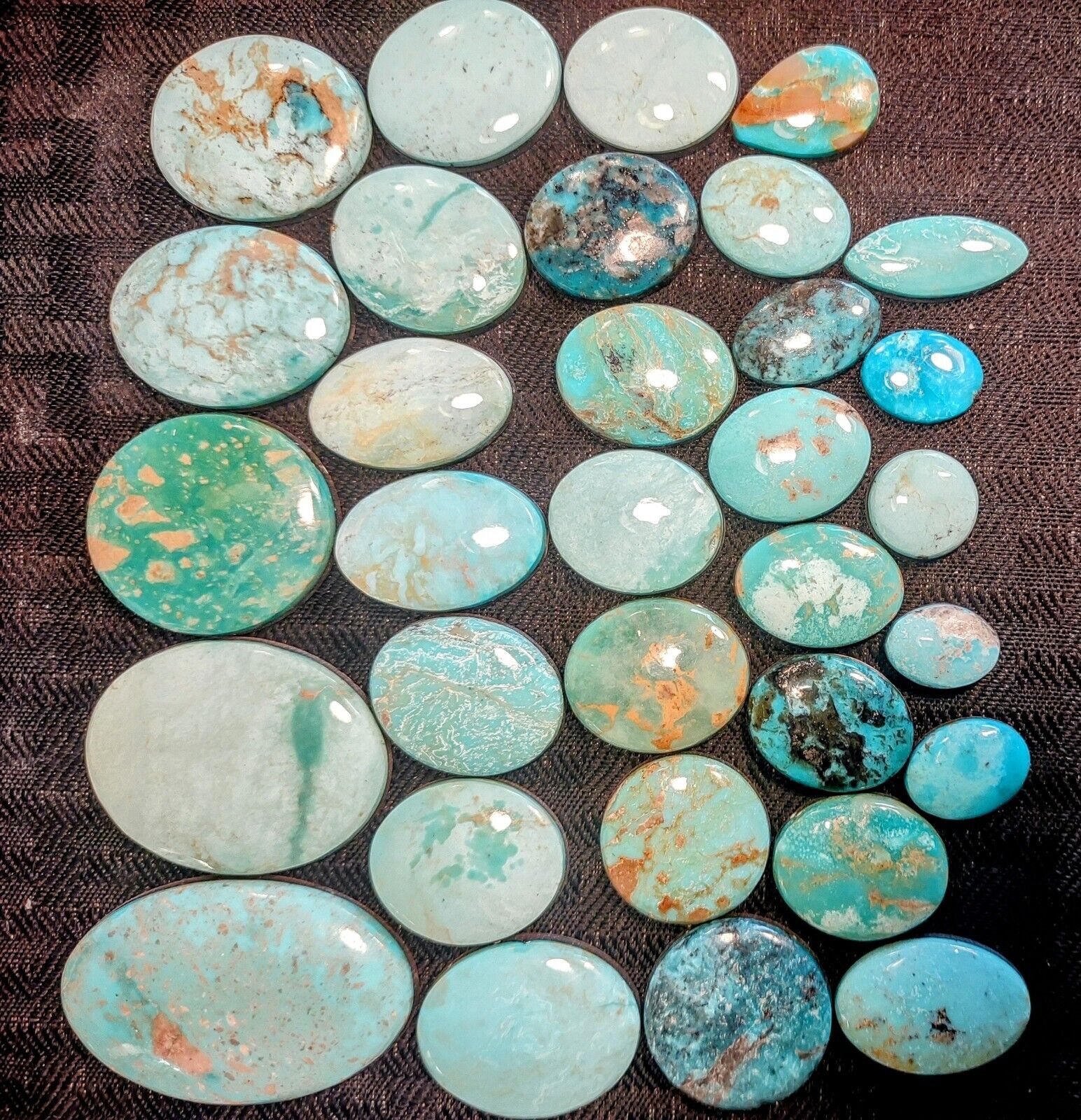 540ct. 32pc. Various Arizona, Mex Mines Turquoise Cab A Few Flaws, All Backed