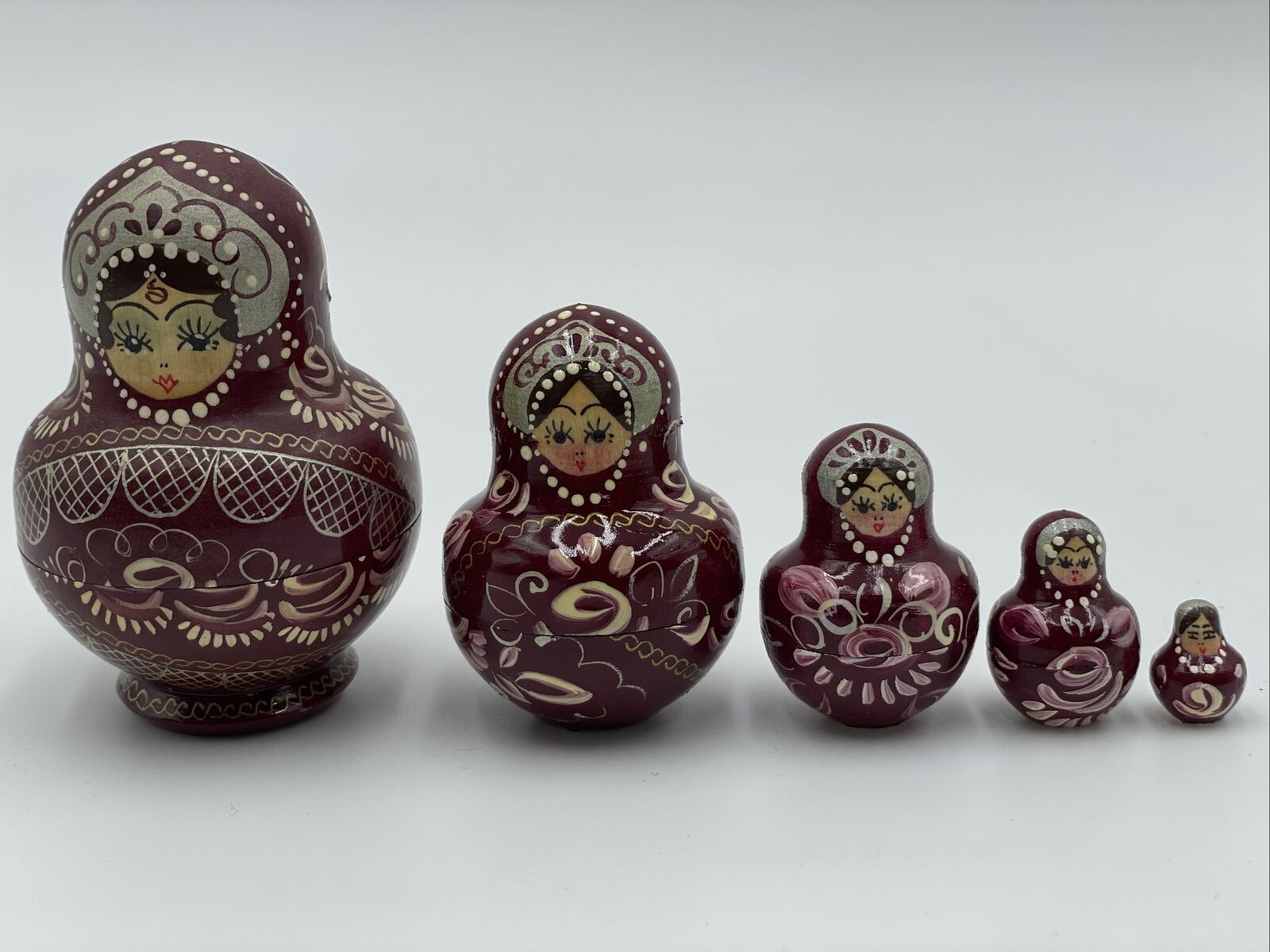 Russian Matryoshka Nesting Dolls Set of 5 Wooden Hand Painted Vintage Maroon