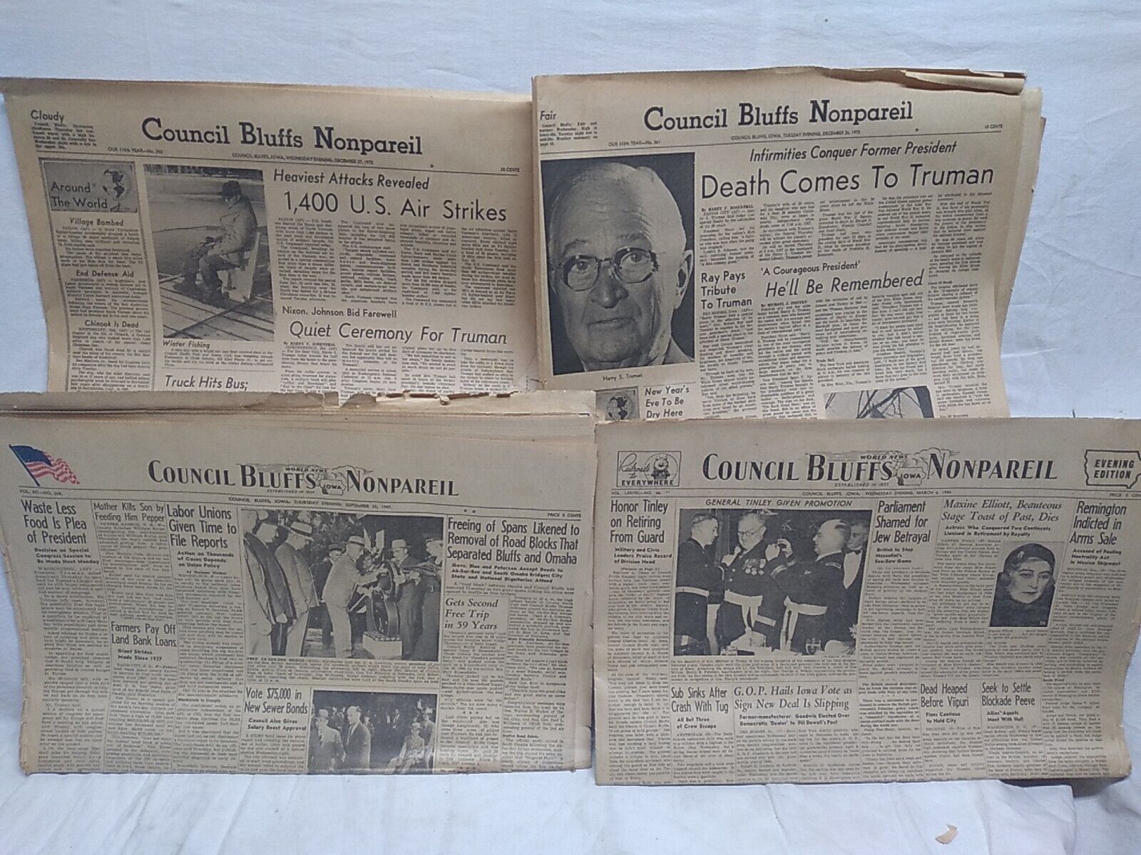 Council Bluffs Nonpareil Newpaper lot of 4 1940 1947 1972 Viet Nam Trumans Death