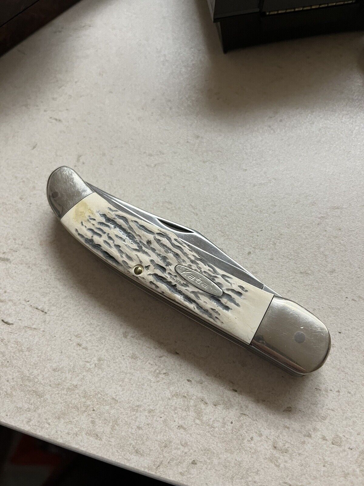Kabar Two Blade Pocket Knife, Vintage USA, White