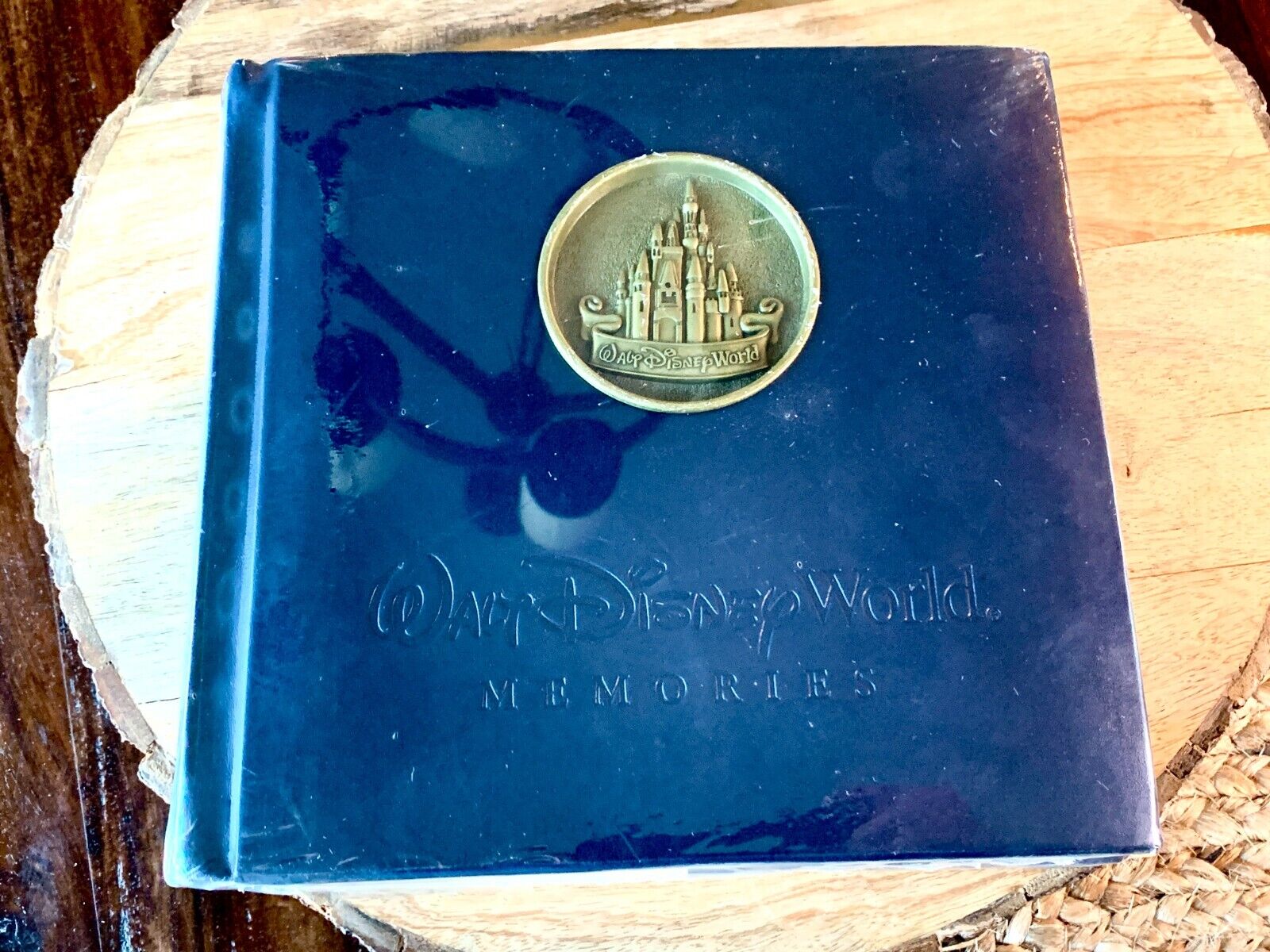 NEW Disney Memories Castle Medallion Scrapbook/Photo Album -- Holds 200 Photos