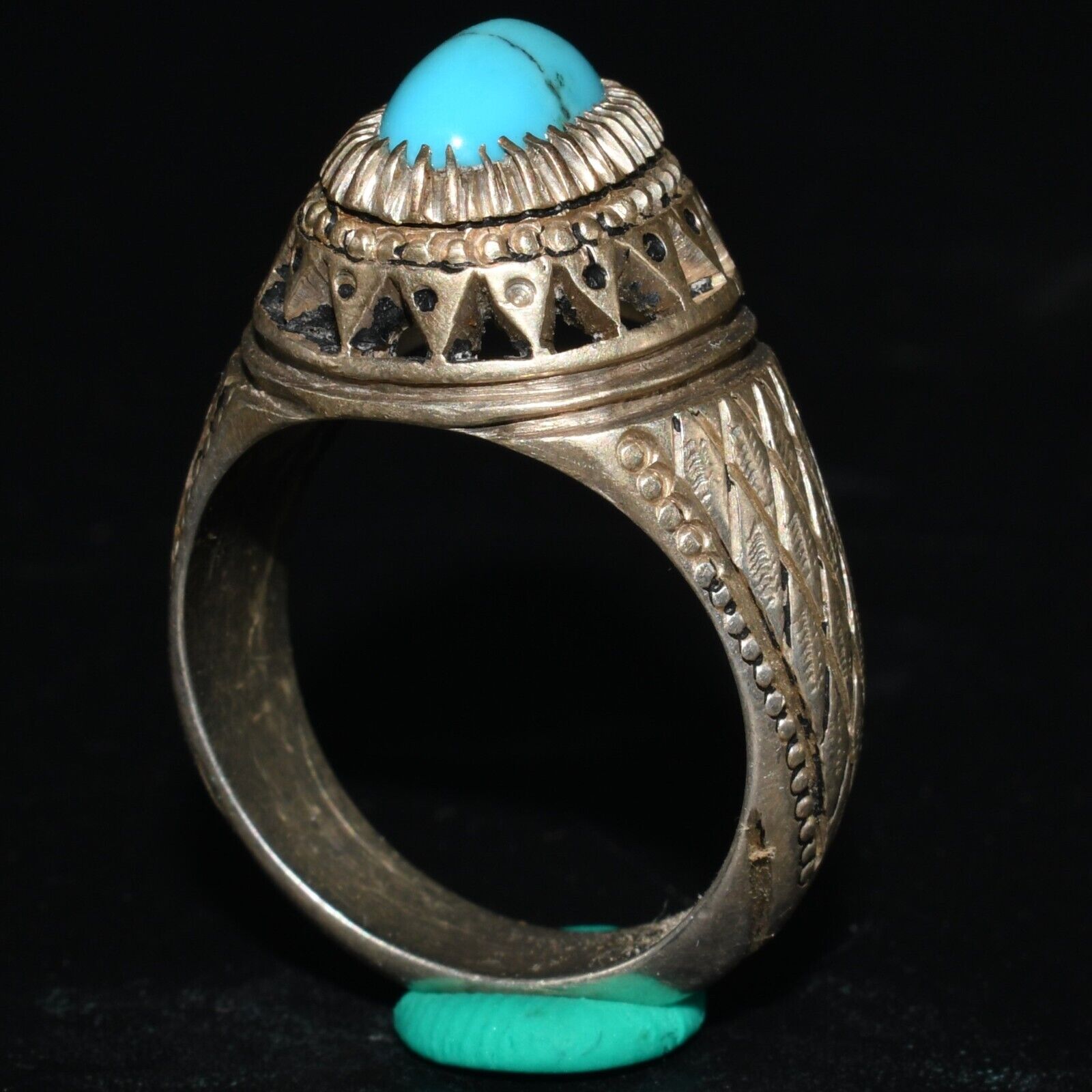 Vintage Old Near Eastern Solid Silver Ring with Natural Turquoise Stone Bezel