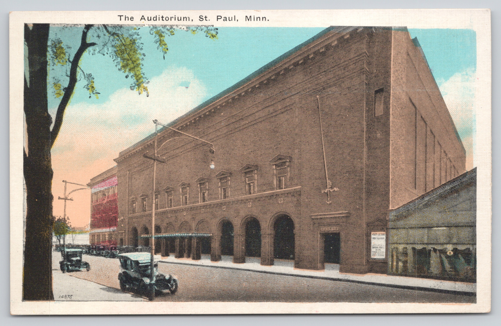 Postcard St. Paul, Minnesota, The Auditorium, Hand Tinted, Antique Cars A674
