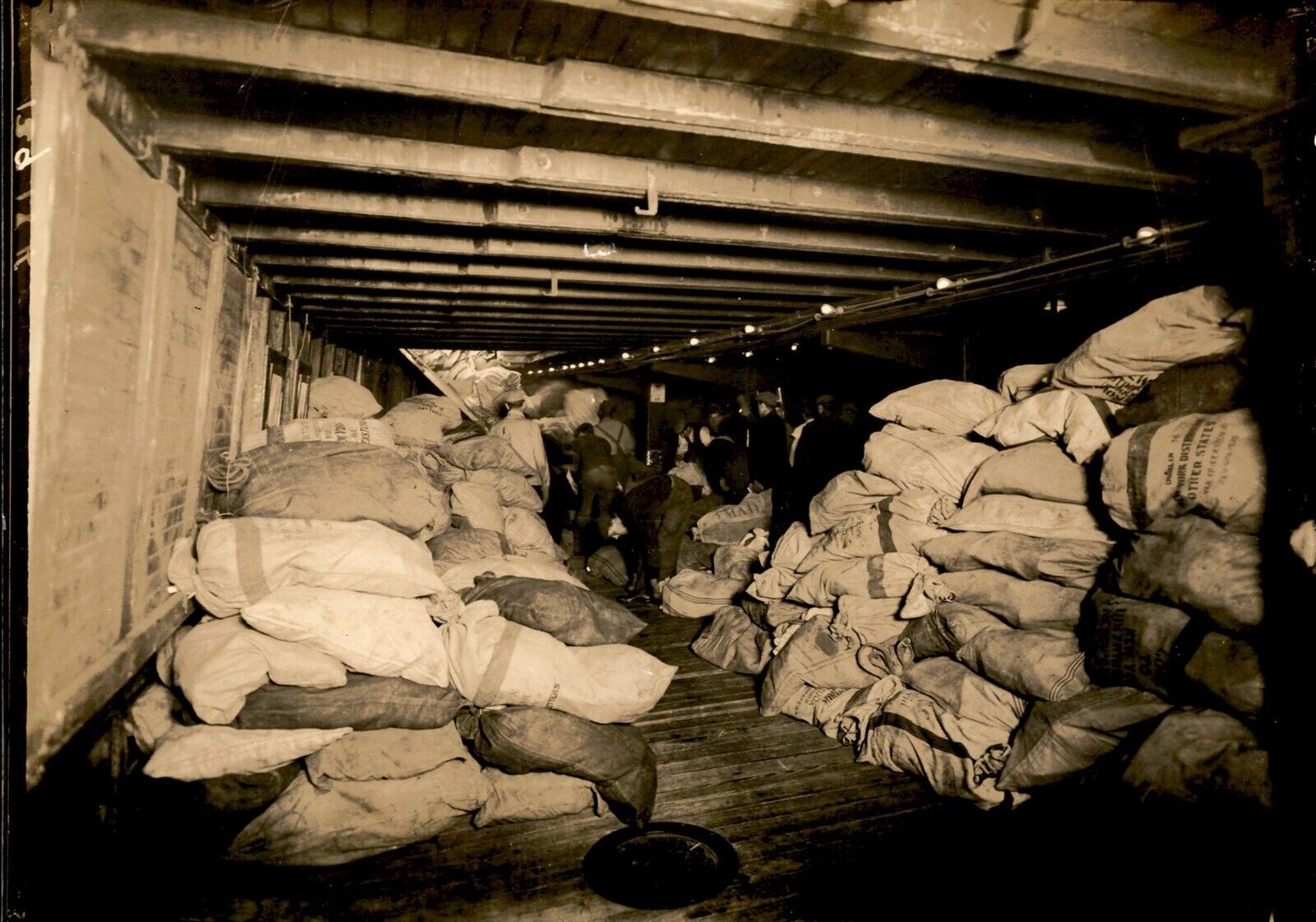 GA167 Original Underwood Photo FOREIGN MAIL ARRIVING Large Burlap Sacks Cargo