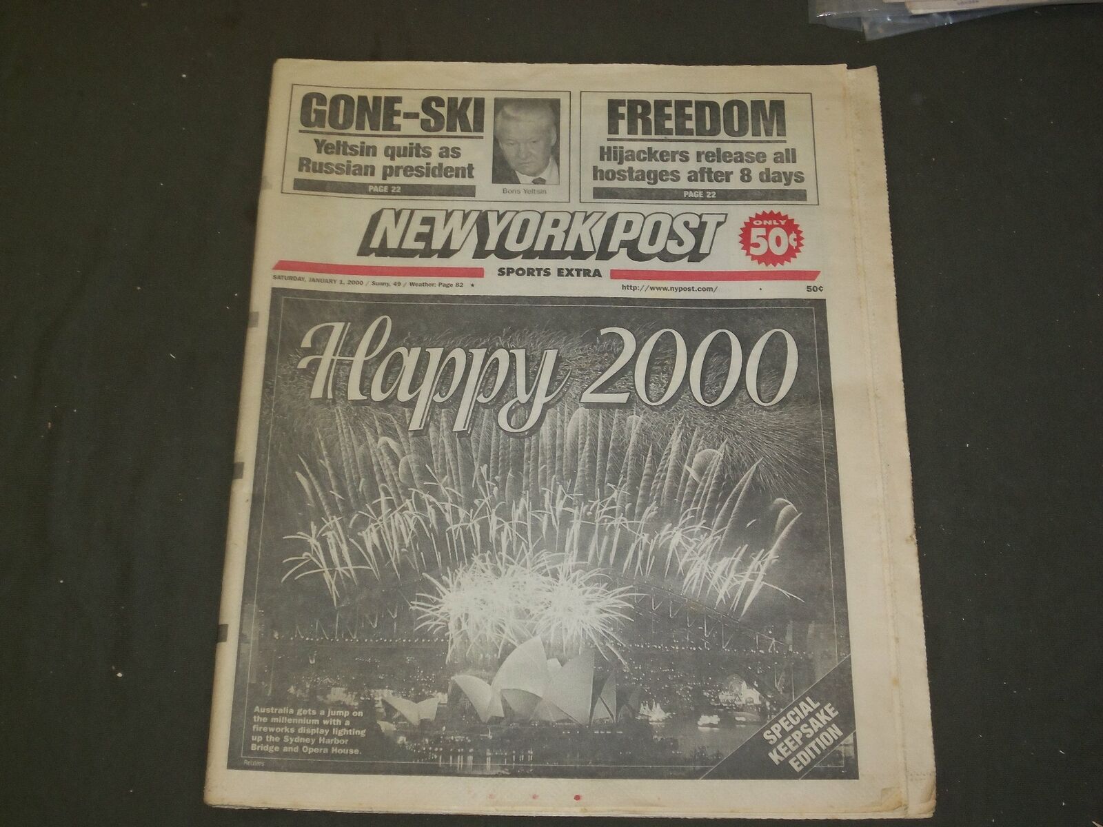 2000 JANUARY 1 NEW YORK POST NEWSPAPER - HAPPY 2000 - A NEW CENTURY - NP 3566