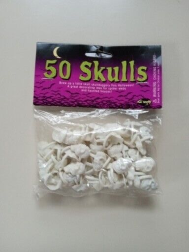 Fun World 50 Miniature Decorative Halloween Skull Rings- New SEE PHOTOS 