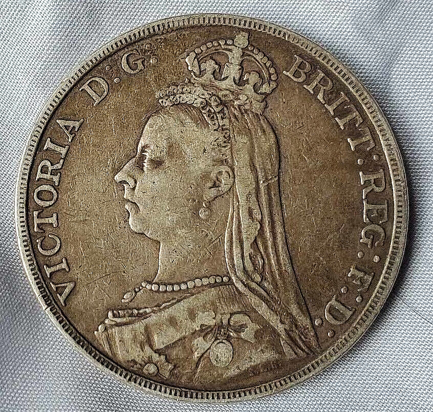 1889 Solid Silver 0.925 crown coin Queen Victoria Georges & Dragon St Day Old UK