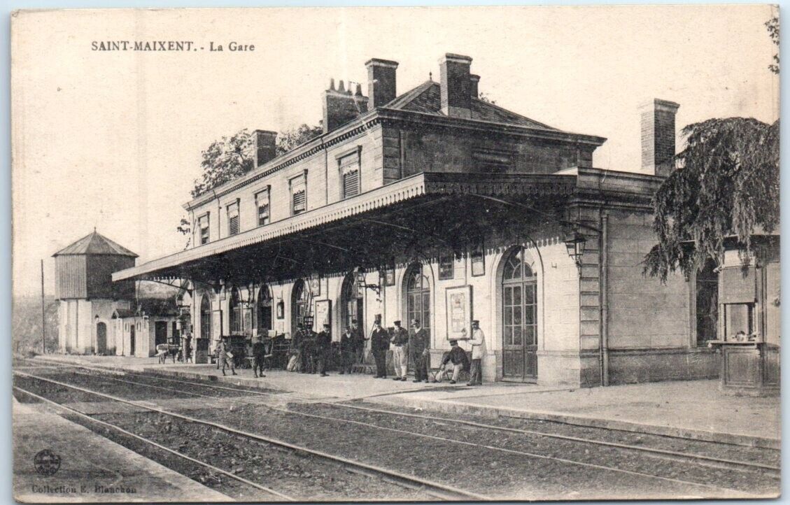 Postcard - La Gare, Saint-Maixent, France
