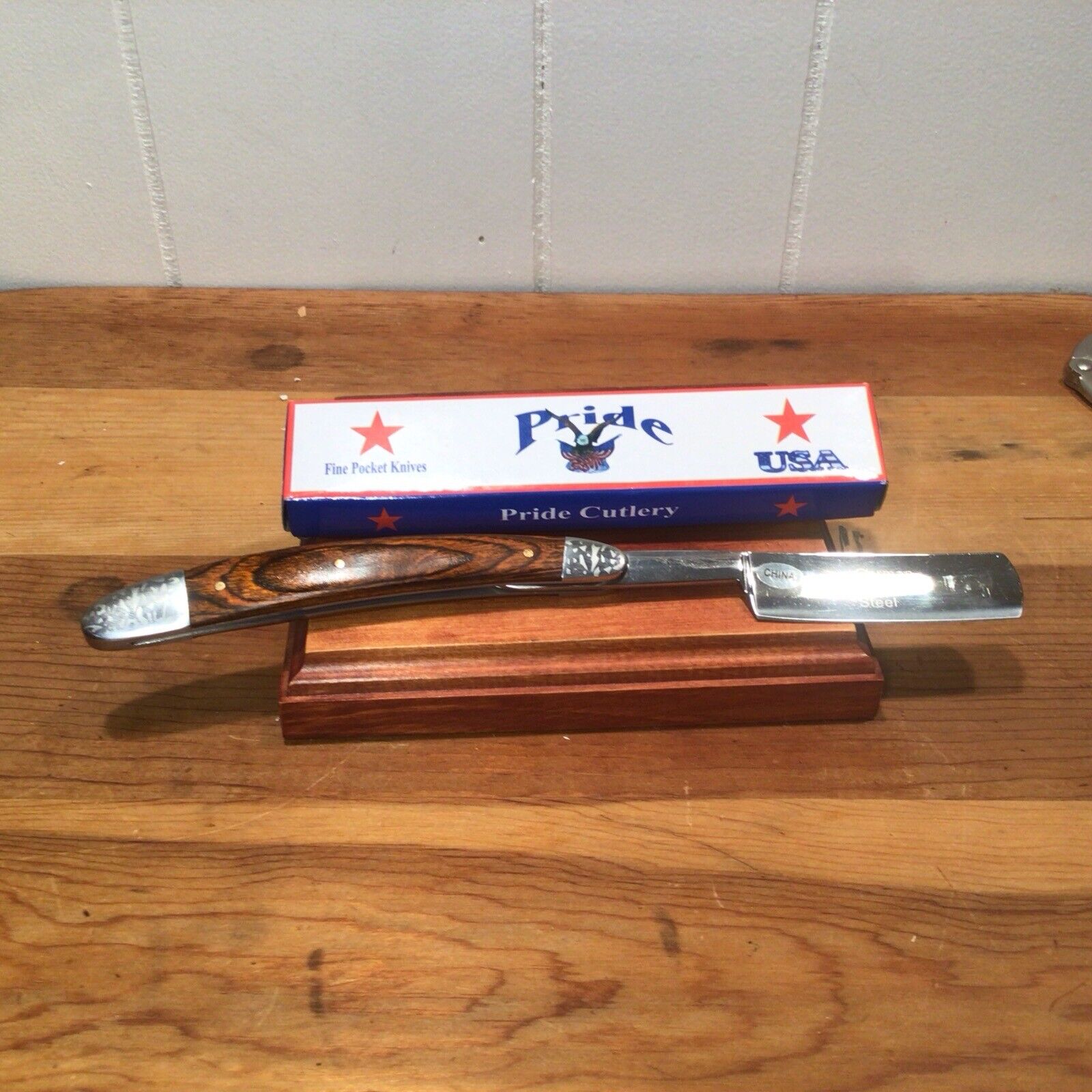Pride Cutlery,Straight Razor,Smooth Rose Wood Handles,German Surgical Steel, NIB